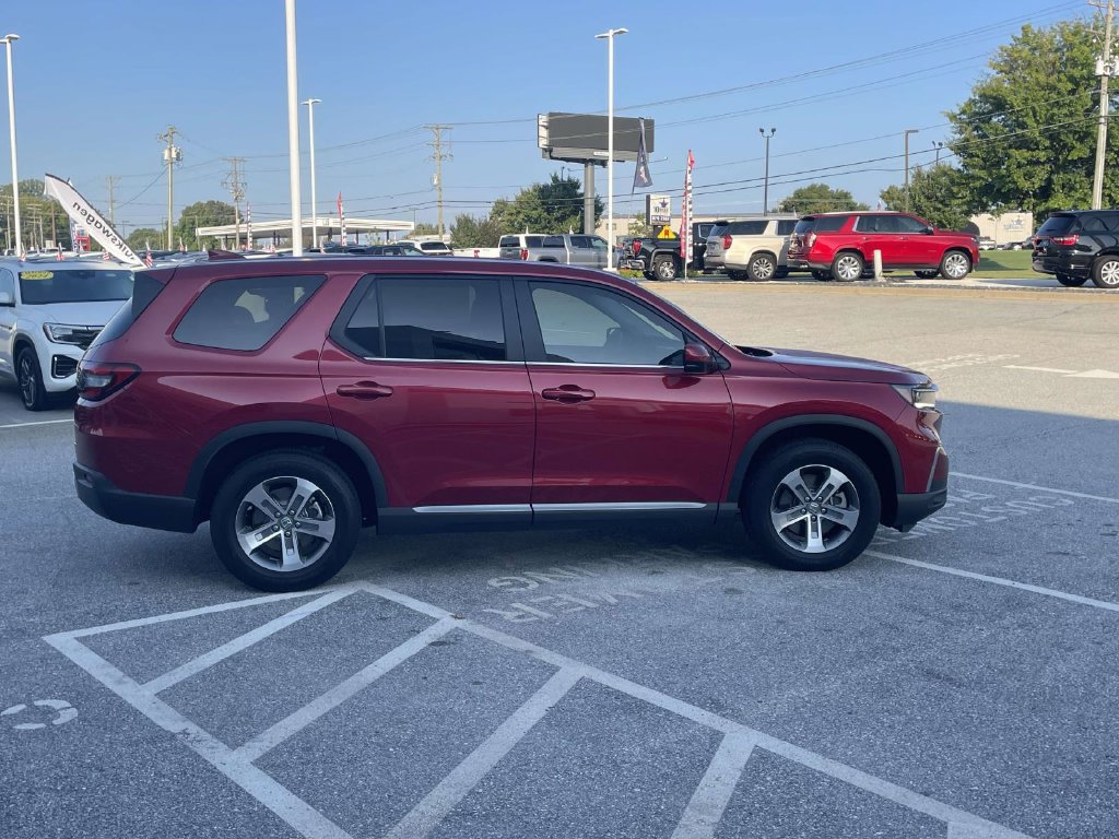 Used 2025 Honda Pilot EX-L image 7