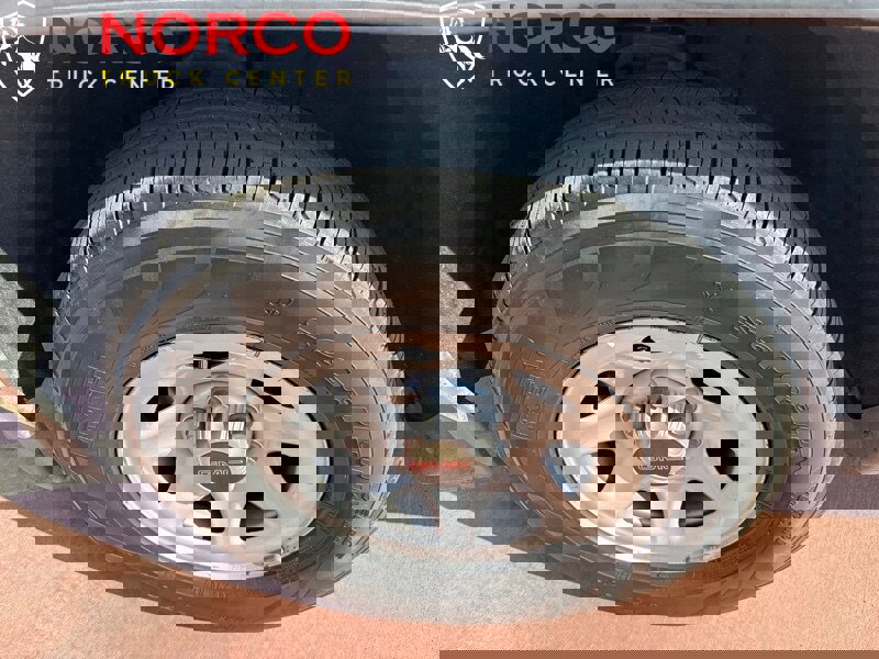 Used 2016 GMC Sierra 1500 2WD Regular Cab image 12