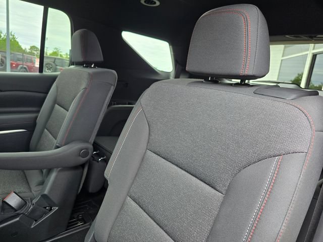 Used 2024 Chevrolet Traverse Z71 AWD/4WD image 29