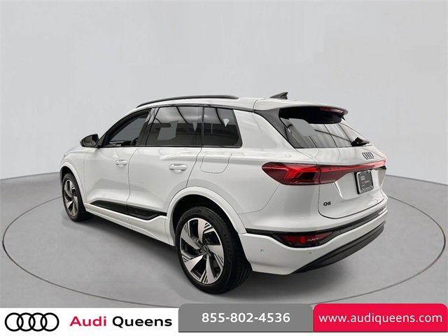 Used 2025 Audi Q6 e-tron Premium Plus image 3