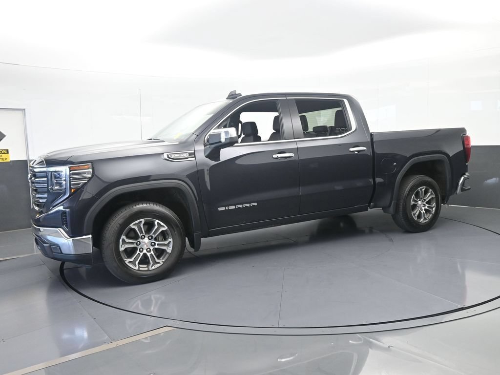 Used 2025 GMC Sierra 1500 SLT RWD image 2