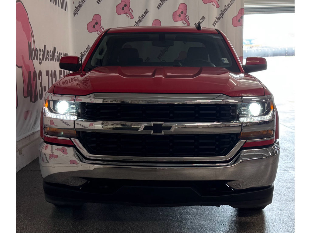 Used 2018 Chevrolet Silverado 1500 LT AWD/4WD image 5