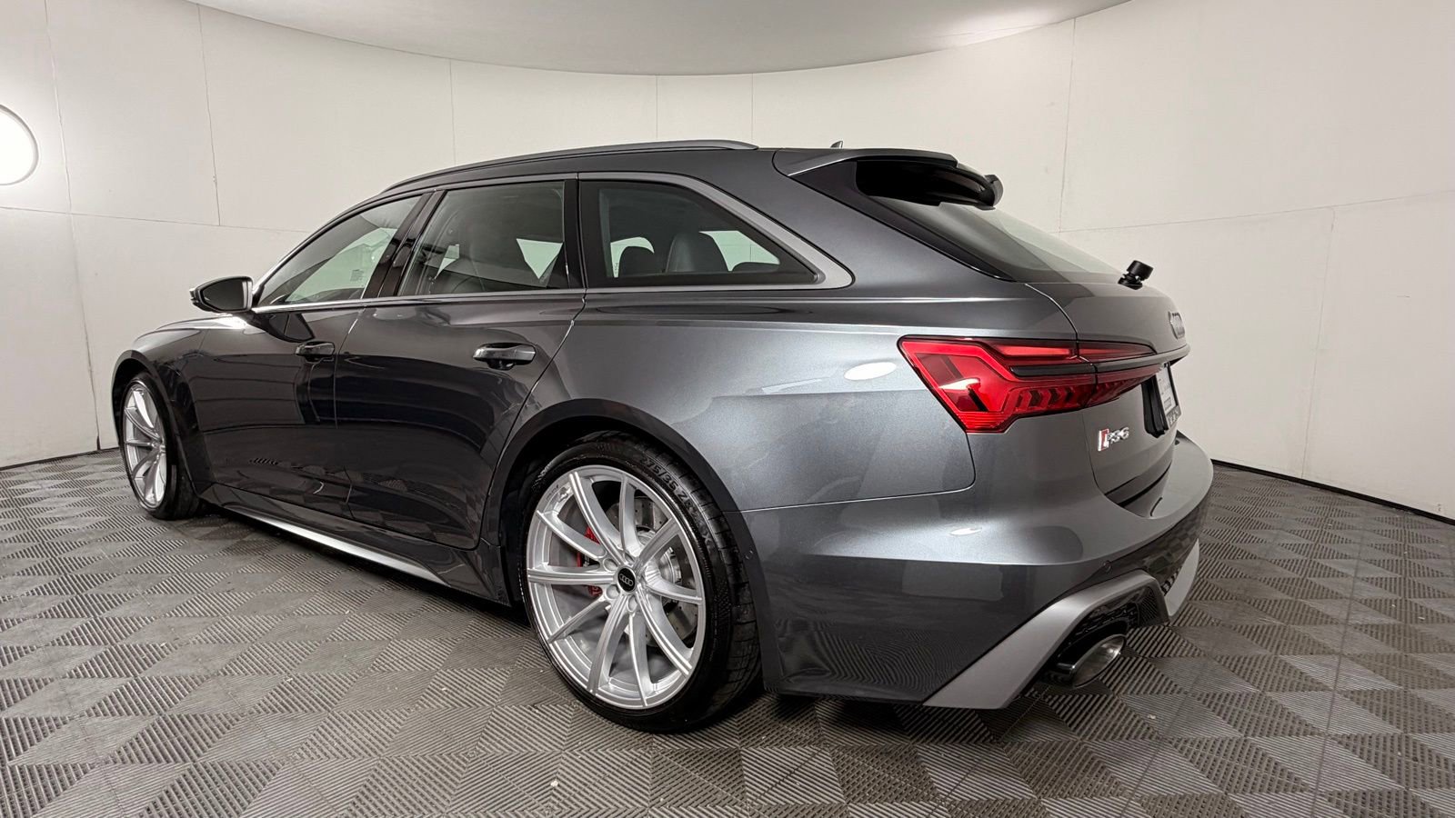New 2026 Audi RS 6 performance AWD/4WD image 7