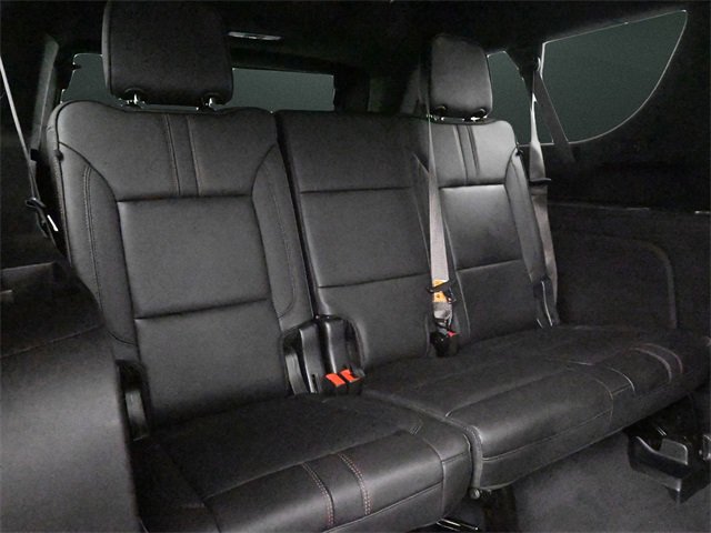 Used 2022 Chevrolet Suburban RST w/ Luxury Package image 21