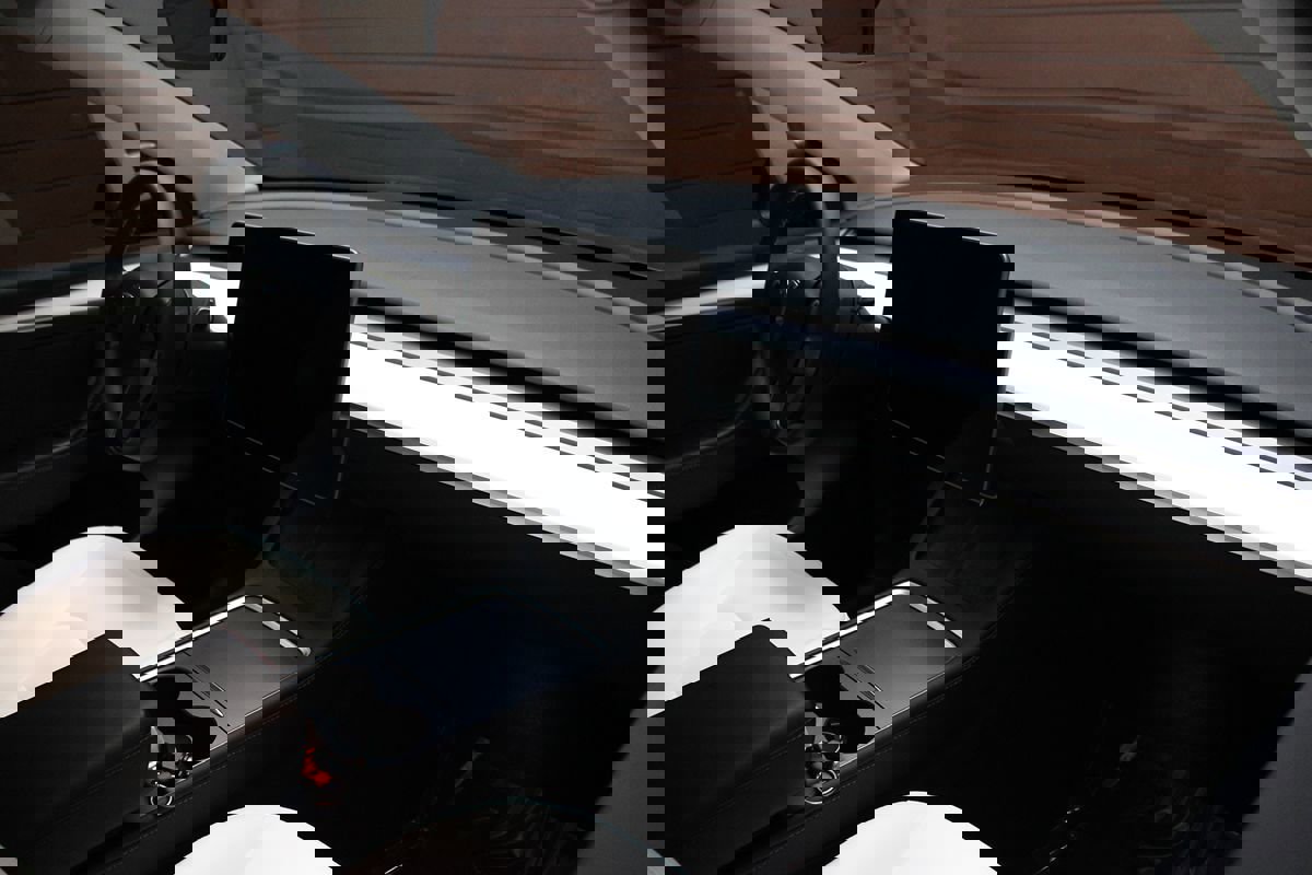 Used 2023 Tesla Model Y Long Range image 12