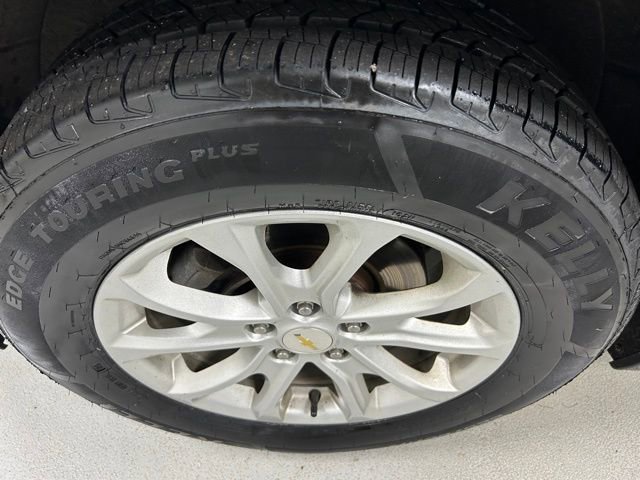 Used 2019 Chevrolet Equinox LT image 9