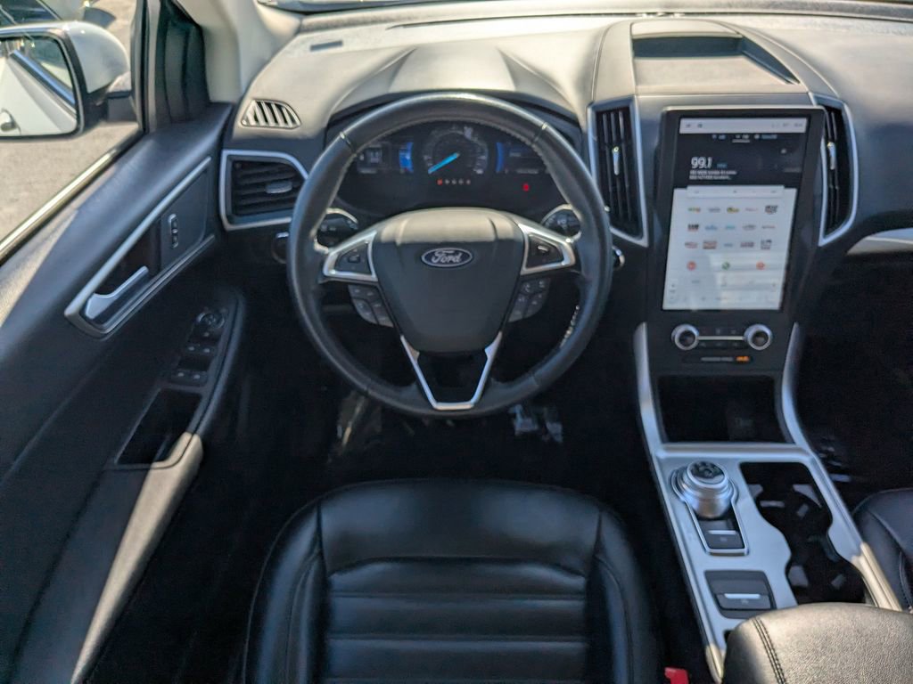 Used 2024 Ford Edge SEL AWD/4WD image 16