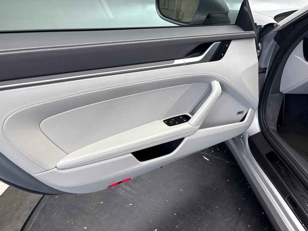 Certified 2024 Porsche 911 Targa 4 GTS AWD/4WD image 4