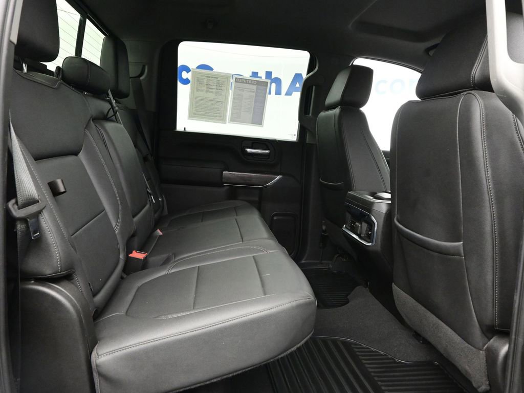 Used 2022 Chevrolet Silverado 2500 LTZ w/ LTZ Plus Package image 9