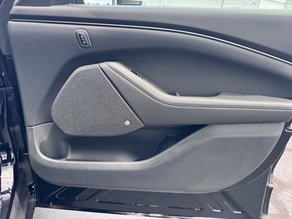 Used 2025 Ford Mustang Mach-E Premium RWD image 28