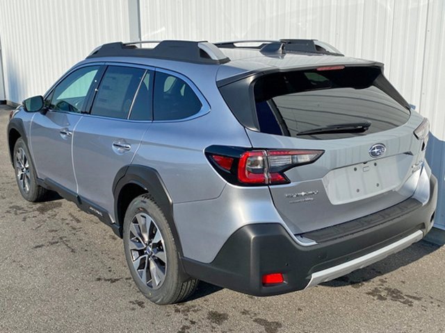 New 2025 Subaru Outback Touring image 5