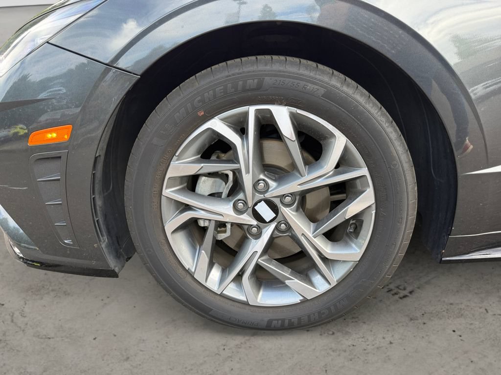 Certified 2023 Hyundai Sonata SEL w/ Cargo Package FWD image 14