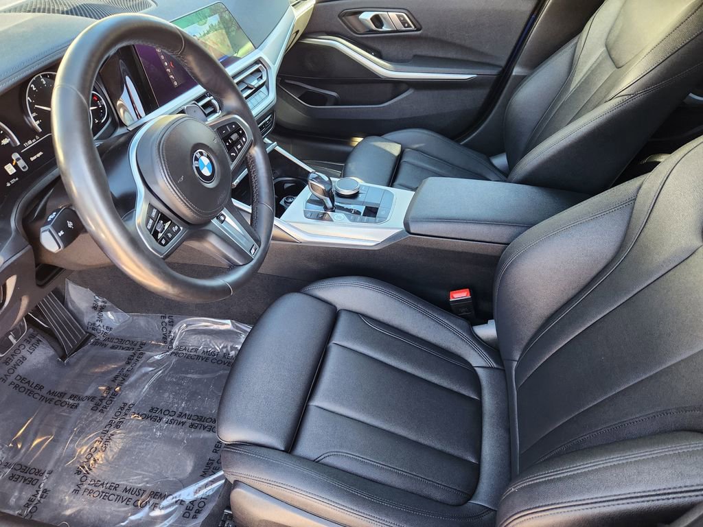 Used 2020 BMW 330i xDrive 330i xDrive w/ M Sport Package image 10