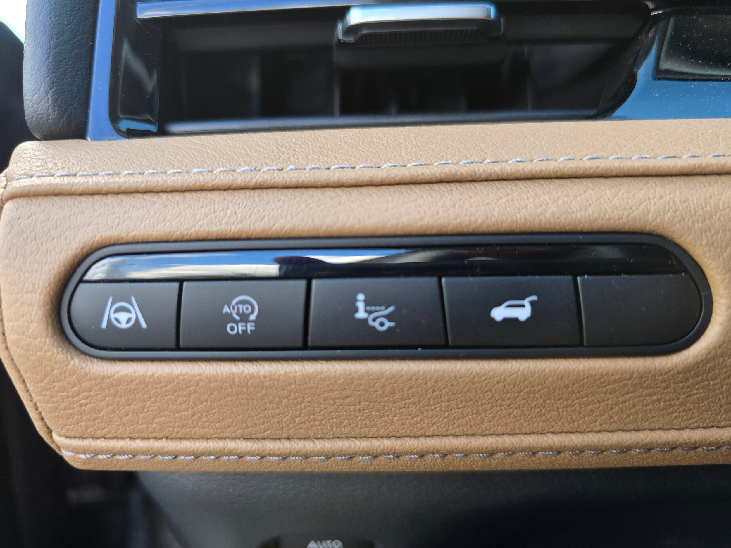 Used 2025 INFINITI QX80 Luxe AWD/4WD image 19