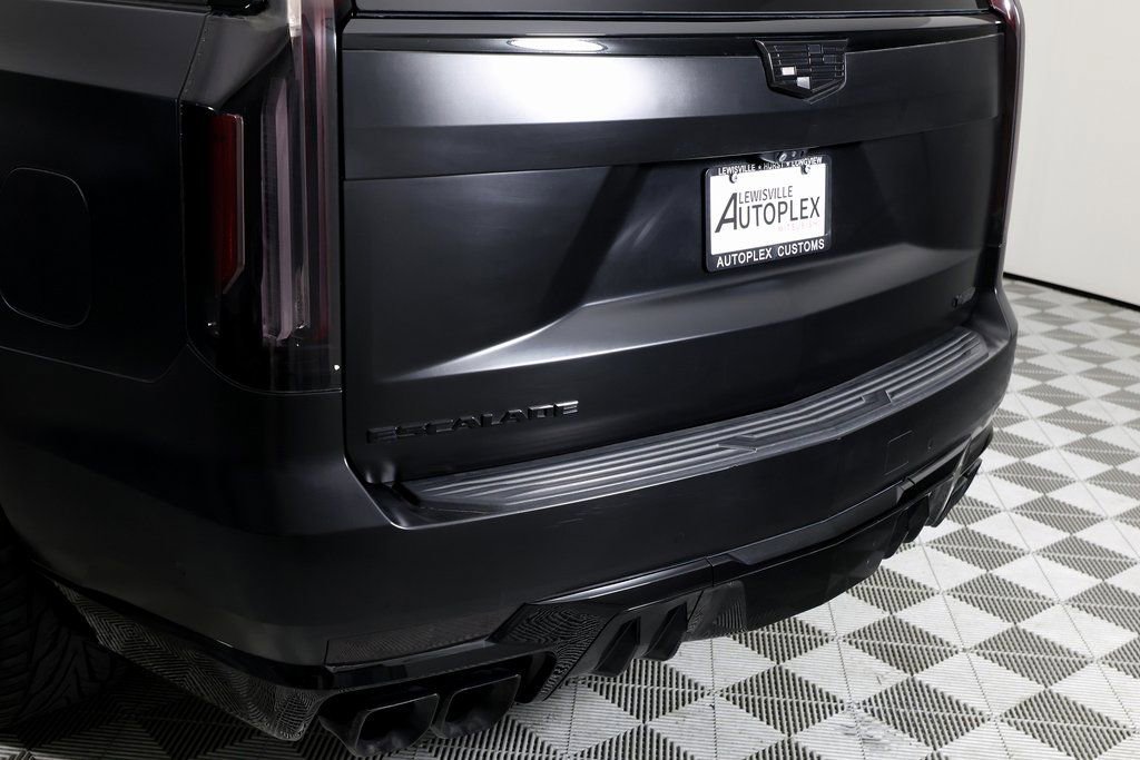 Used 2024 Cadillac Escalade V w/ LPO, ONYX Package image 60