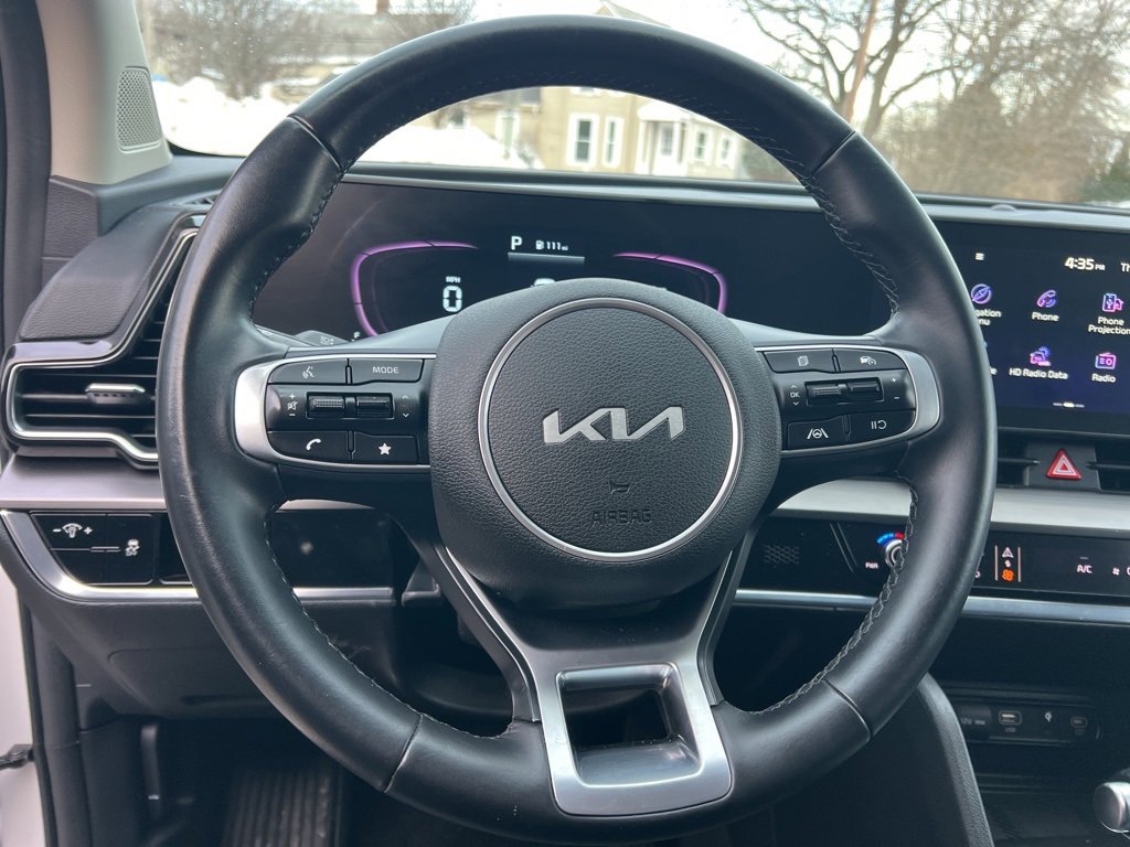 Used 2023 Kia Sportage EX image 11