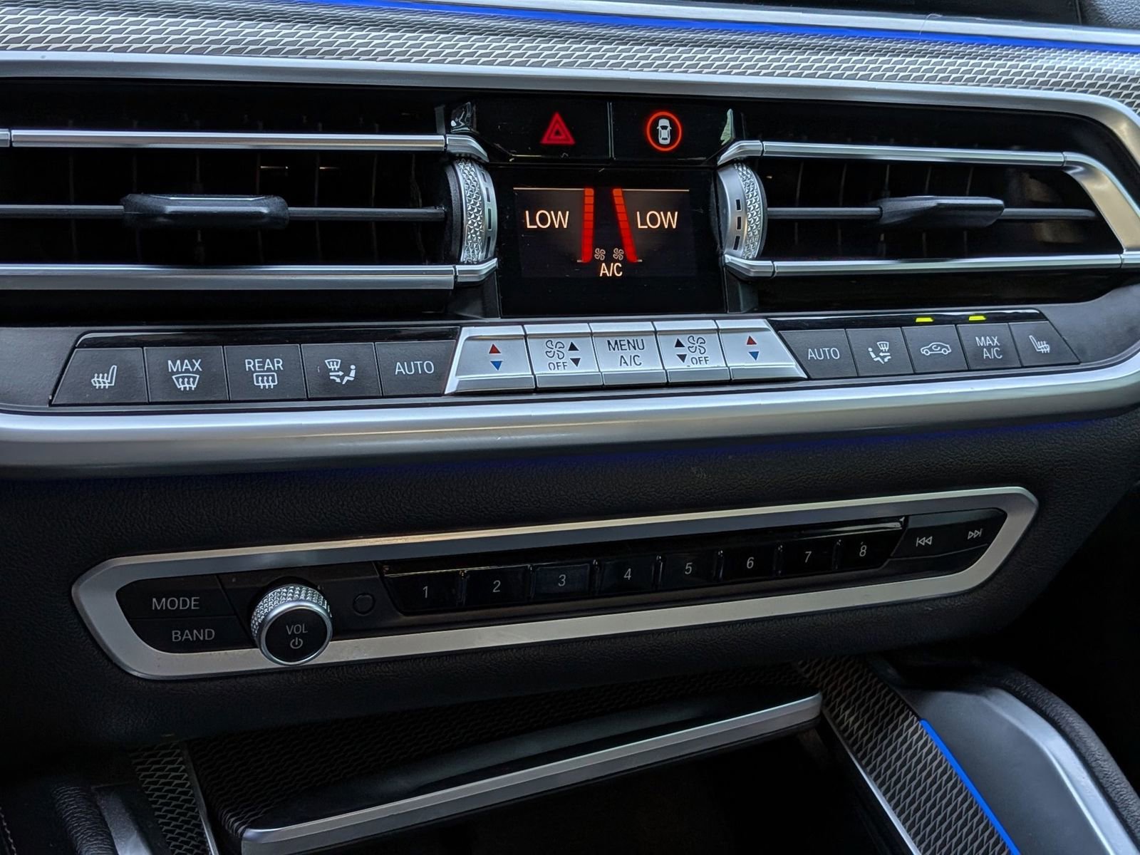 Used 2021 BMW X6 sDrive40i w/ M Sport Package image 19