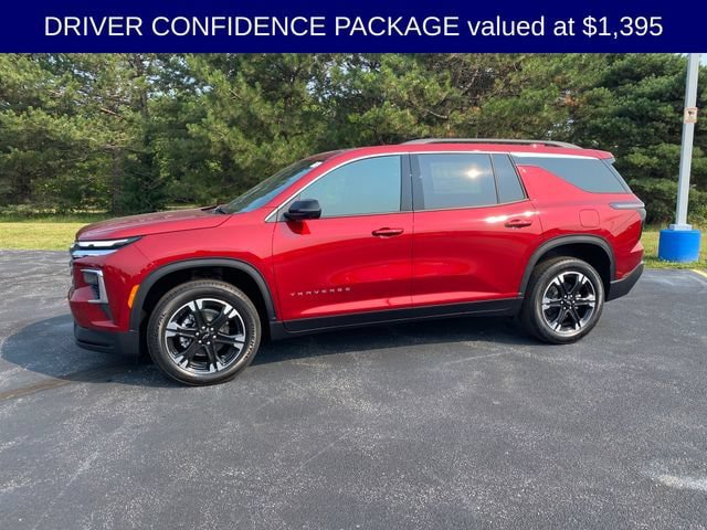 New 2027 Chevrolet Traverse LT w/ Sun and Wheel Package AWD/4WD image 3