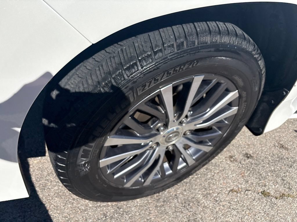 Used 2016 Lexus LX 570 4WD w/ Luxury Package image 9
