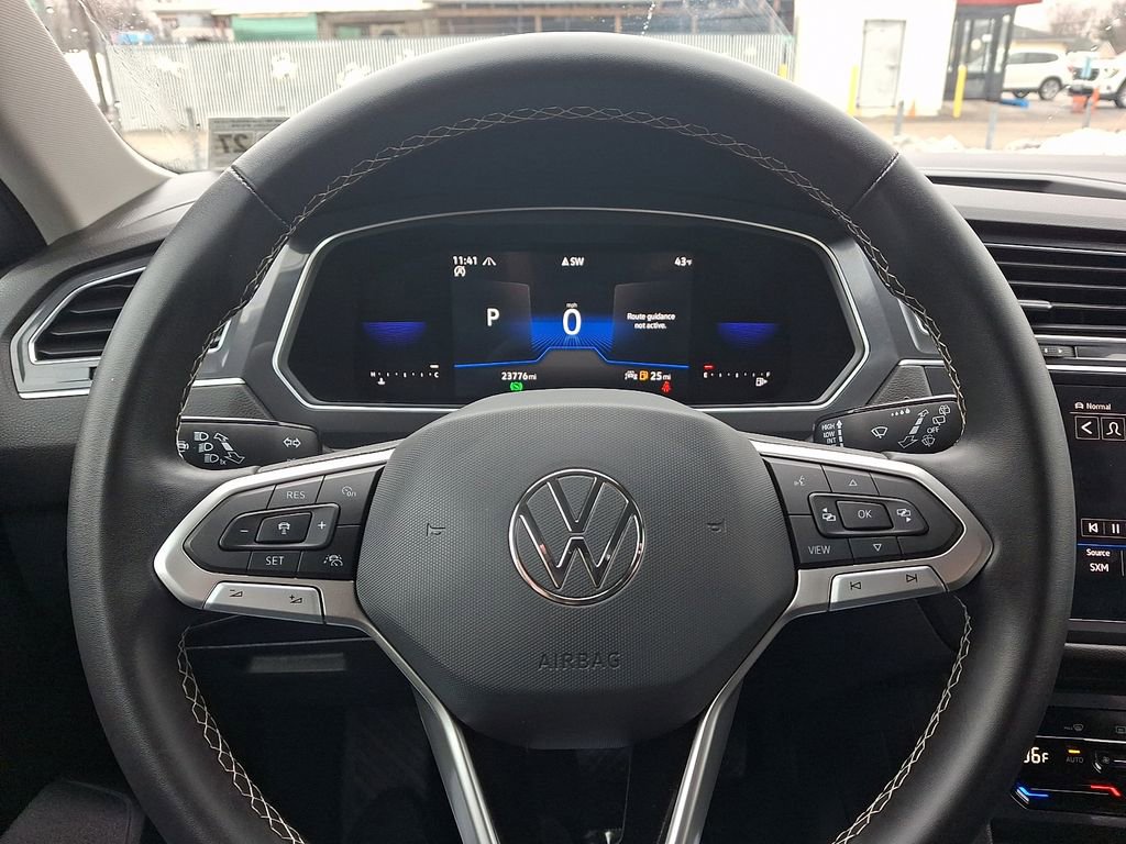 Certified 2022 Volkswagen Tiguan SE image 18