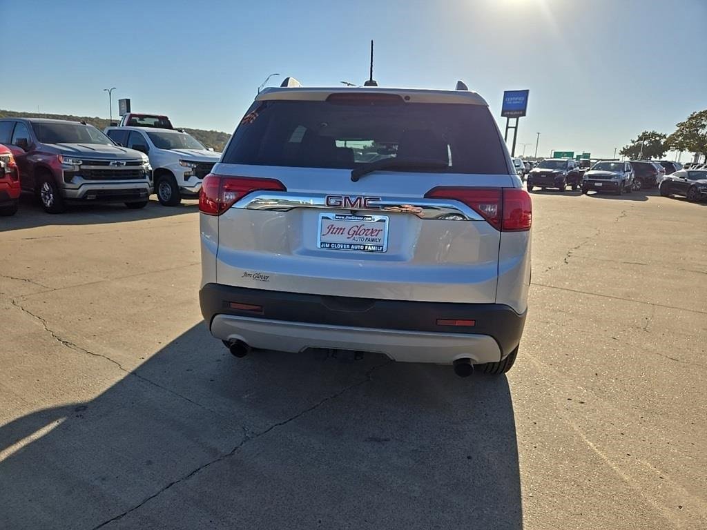 Used 2019 GMC Acadia SLE w/ LPO, Floor Liner Package image 4