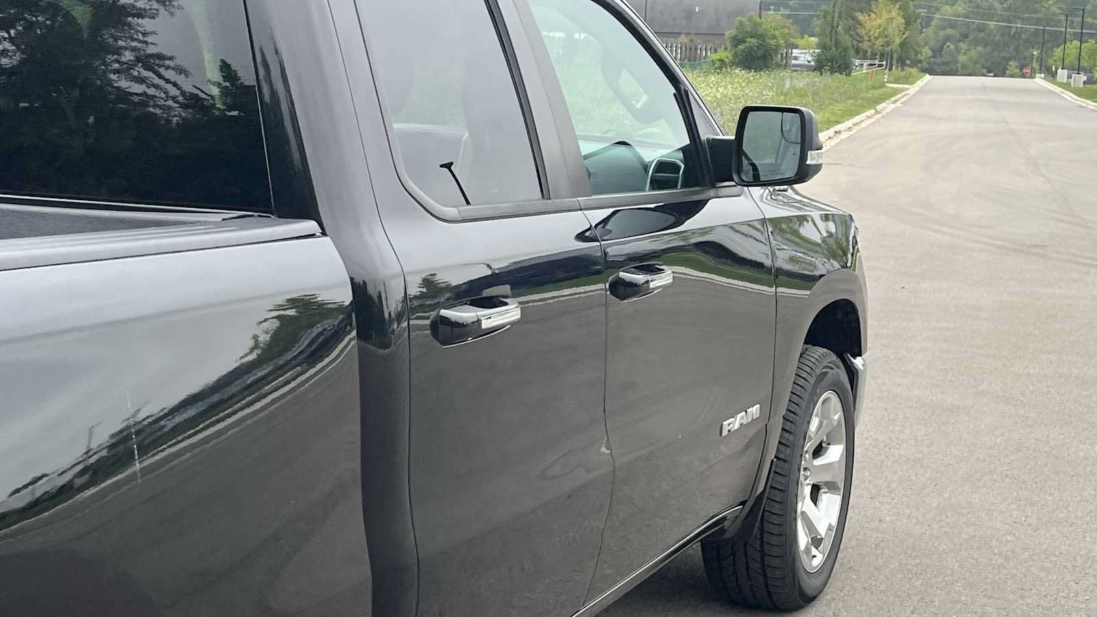 Used 2020 RAM 1500 Big Horn AWD/4WD image 18