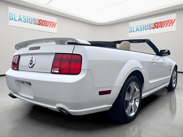 Used 2007 Ford Mustang GT RWD image 4