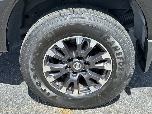 Used 2018 Nissan Titan PRO-4X w/ Pro-4x Convenience Package image 10