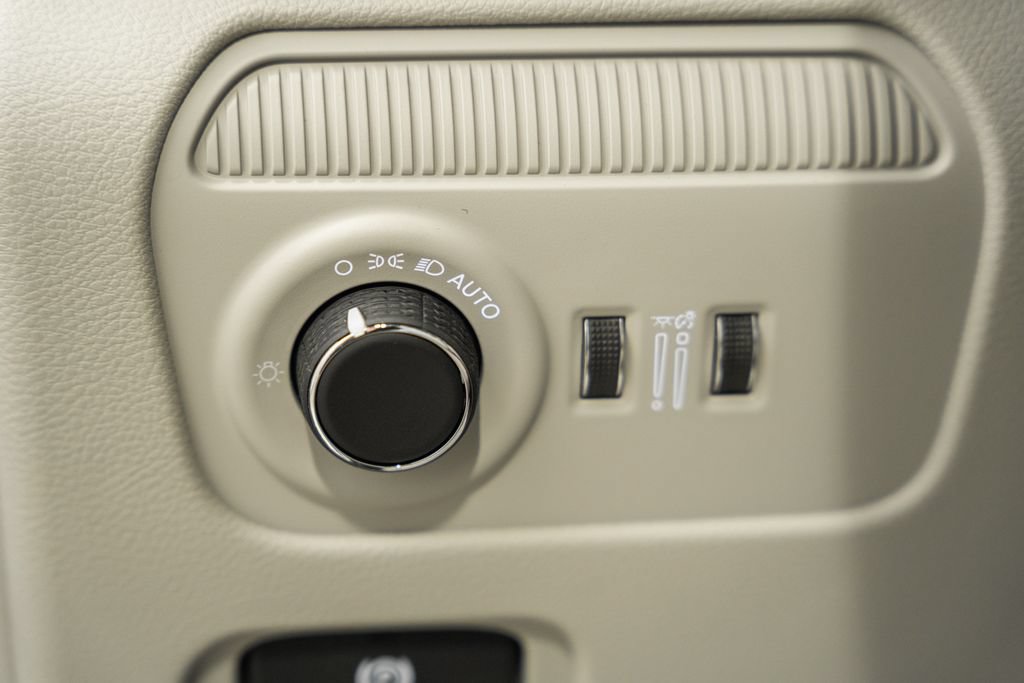 New 2026 Jeep Grand Wagoneer 4WD image 50