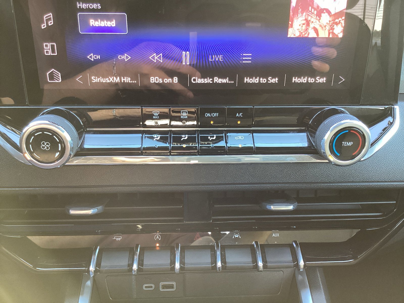 Used 2025 Chevrolet Colorado W/T w/ WT Custom Package image 22