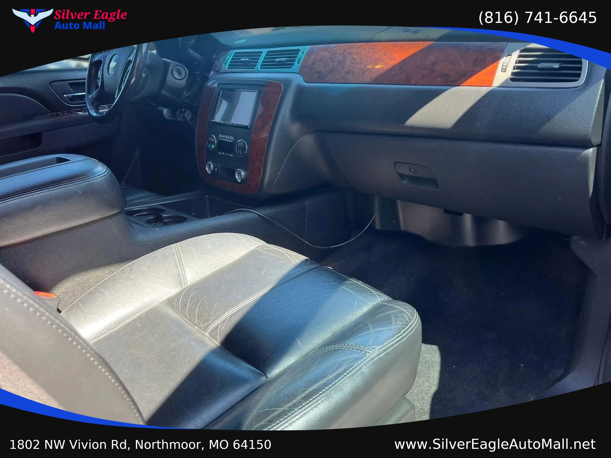 Used 2011 Chevrolet Silverado 1500 LTZ w/ Z71 Appearance Package AWD/4WD image 9