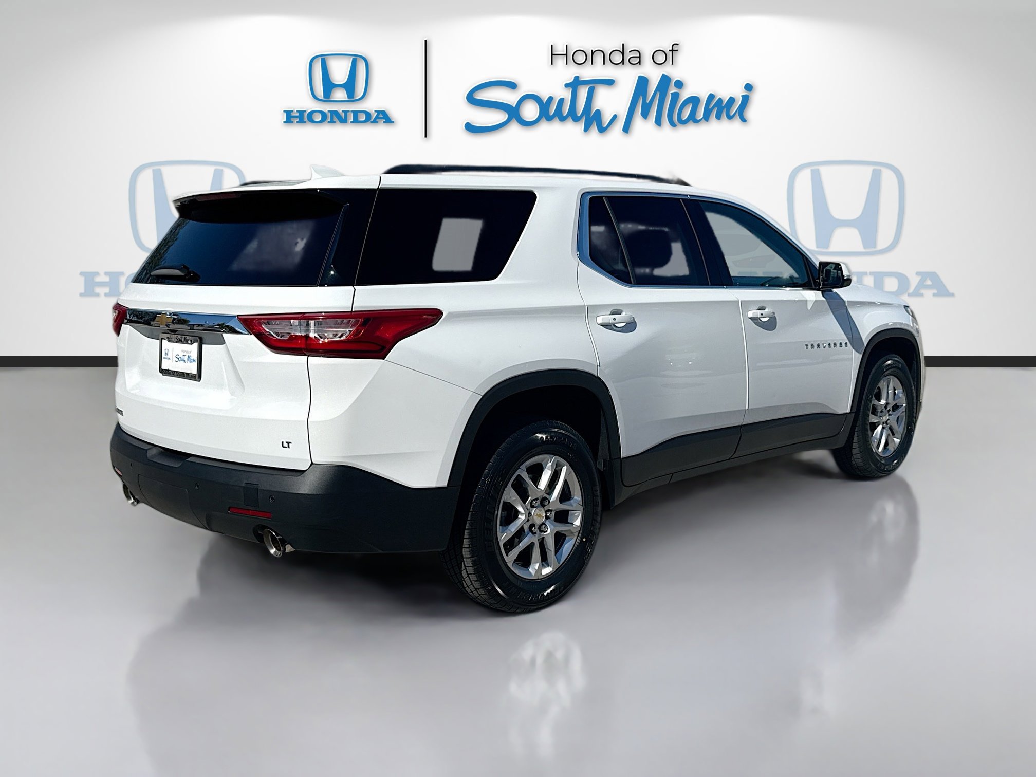 Used 2020 Chevrolet Traverse LT image 7