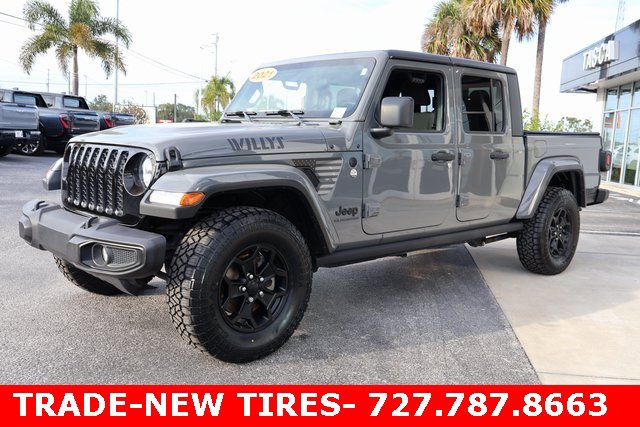 Used 2021 Jeep Gladiator Willys image 4