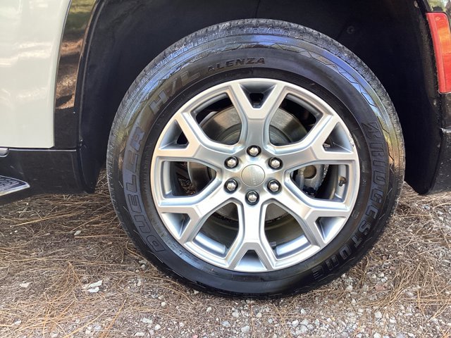 Used 2022 Jeep Wagoneer Series I w/ Premium Group I image 12