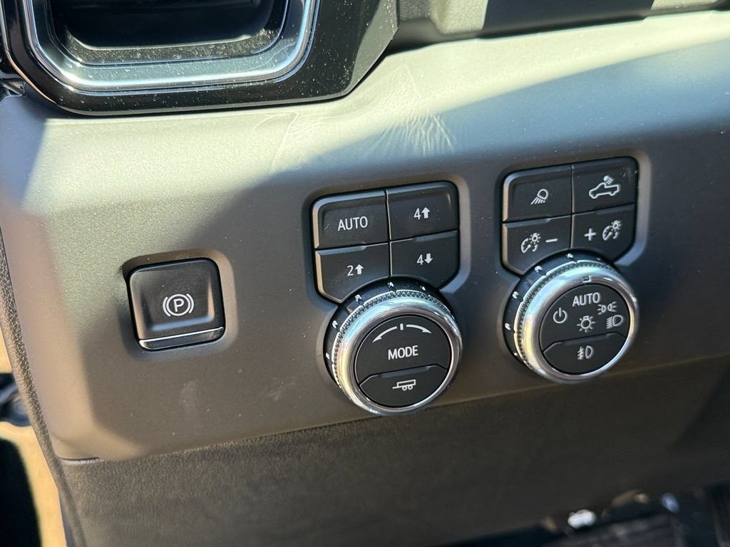New 2026 GMC Sierra 1500 Denali Ultimate w/ LPO, Black Badging Package AWD/4WD image 14