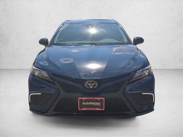 Used 2023 Toyota Camry SE FWD image 2