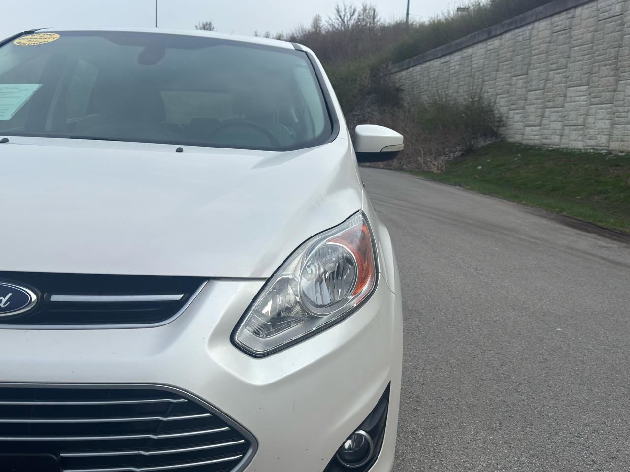 Used 2015 Ford C-MAX Energi SEL w/ Equipment Group 301A image 11