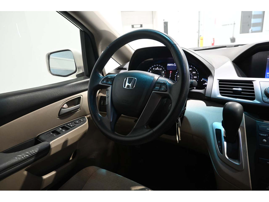 Used 2012 Honda Odyssey EX image 24