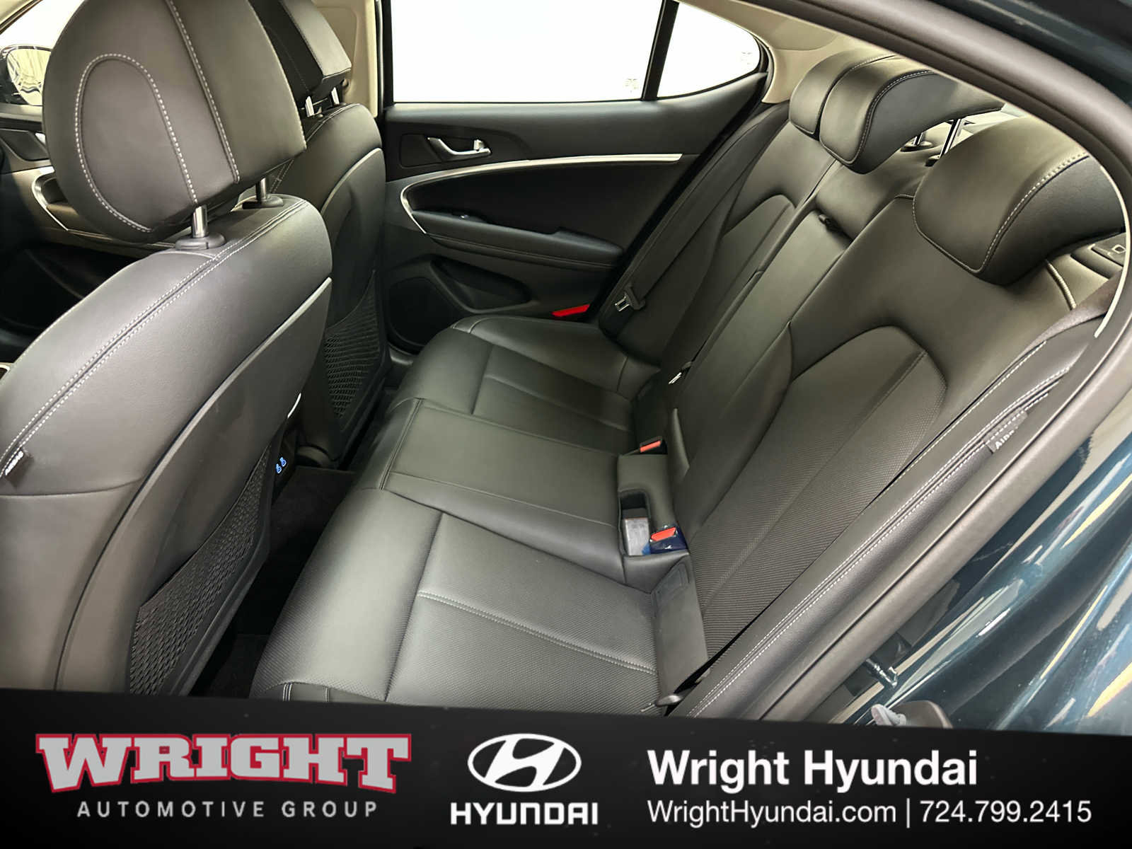 Certified 2025 Genesis G70 2.5T image 13