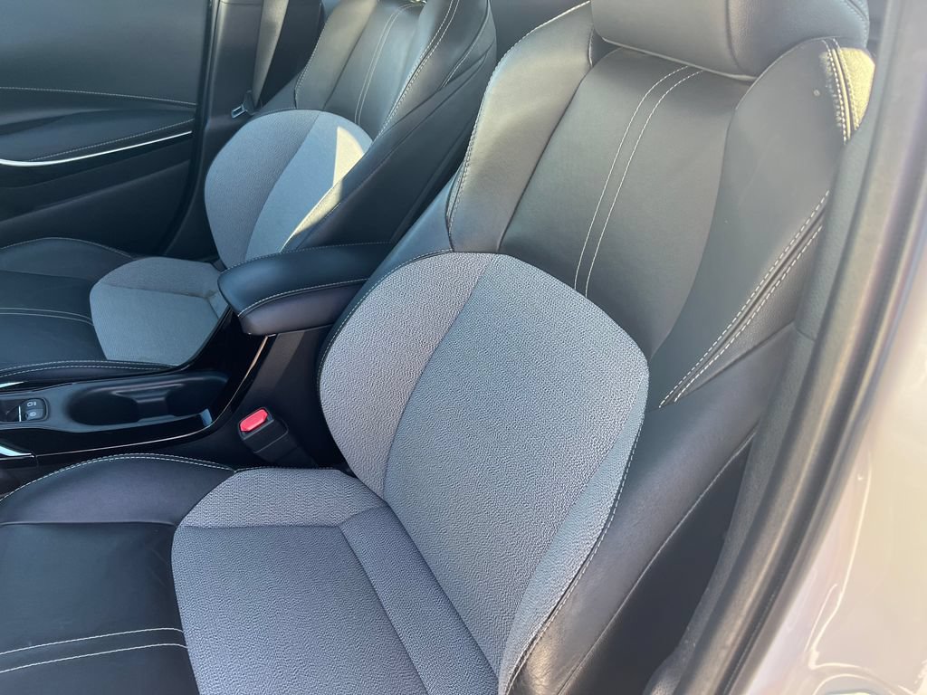 Used 2022 Toyota Corolla XSE FWD image 13