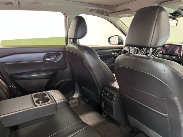 Used 2023 Nissan Rogue SL image 14