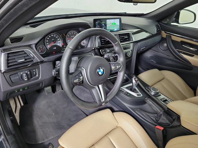 Used 2017 BMW M4 Convertible RWD image 25