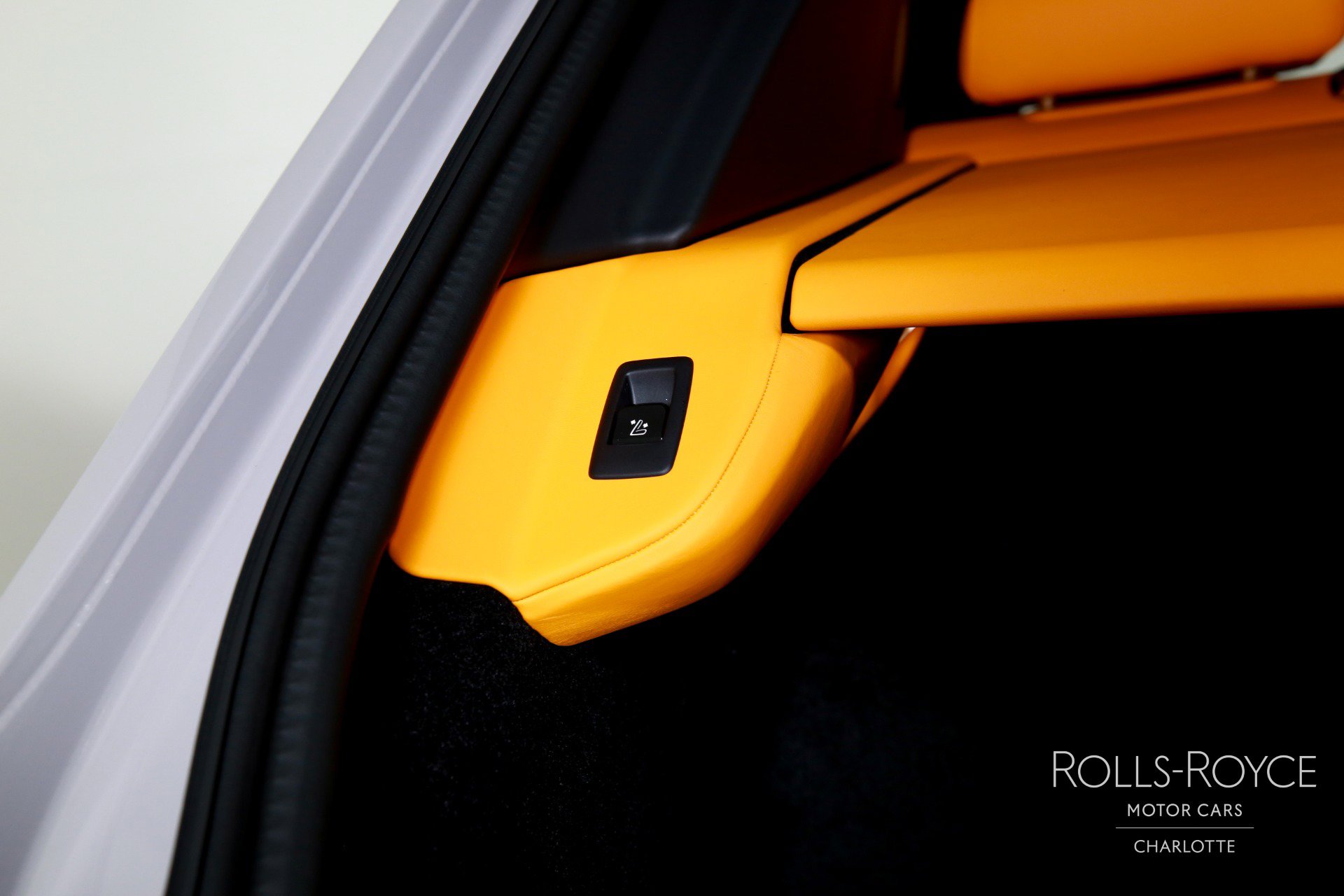 New 2026 Rolls-Royce Cullinan image 26