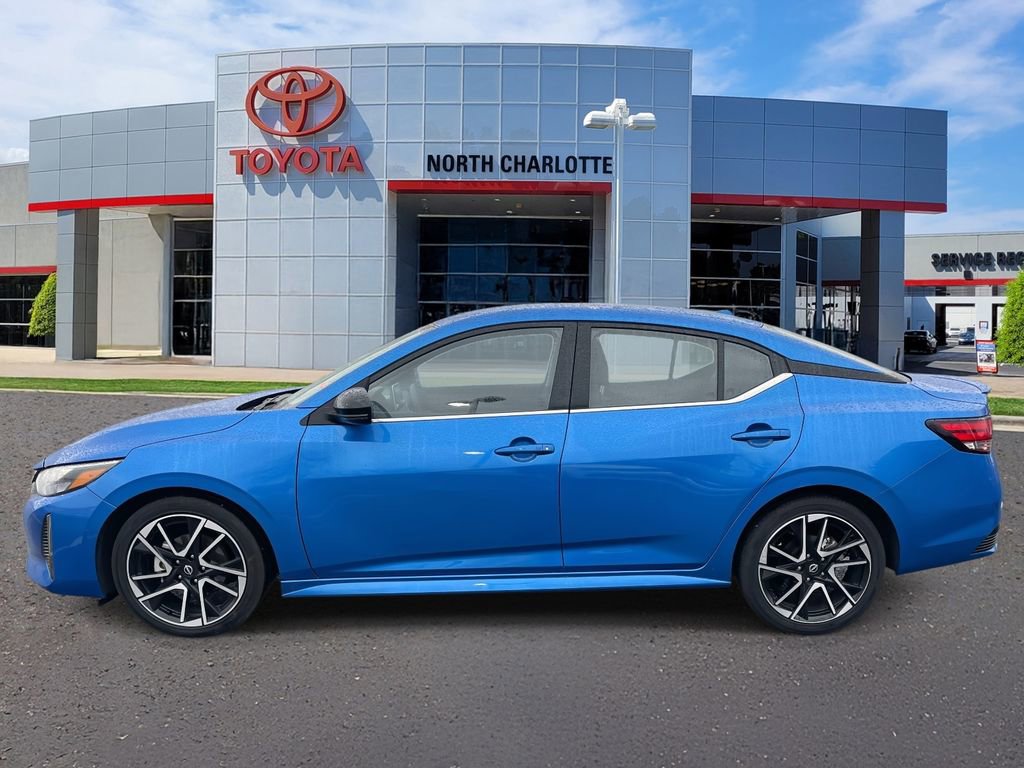 Used 2025 Nissan Sentra SR image 7