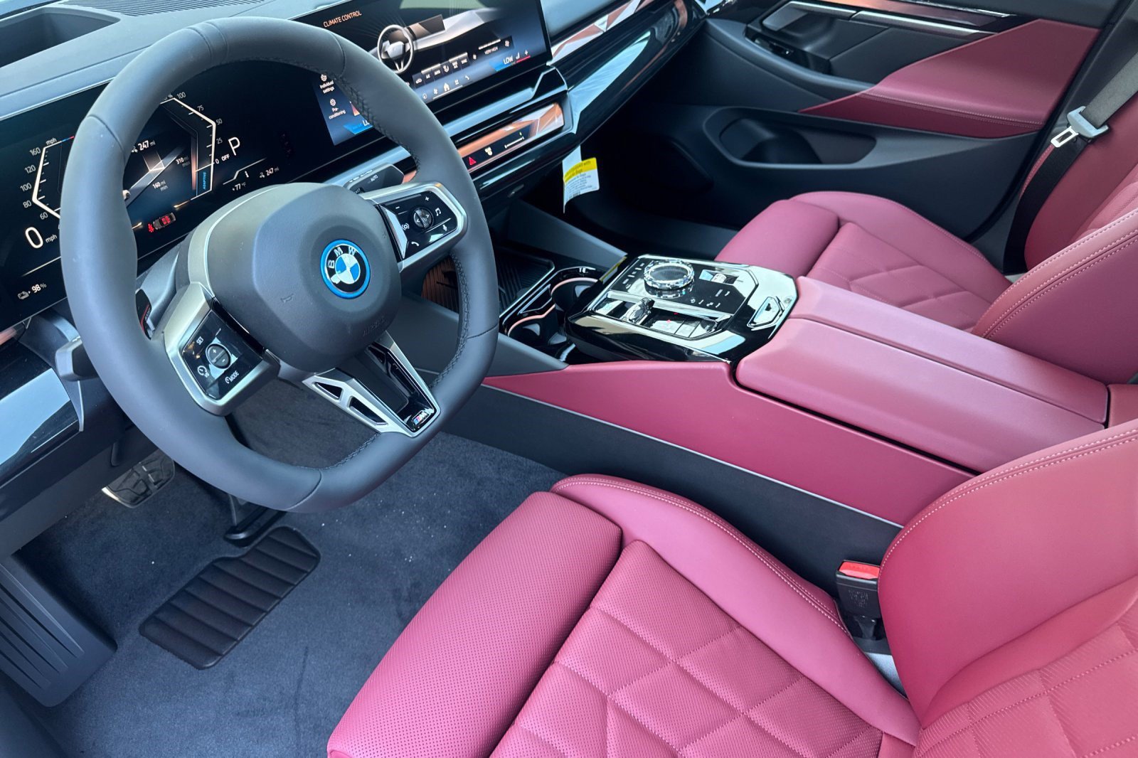 New 2027 BMW i5 M60 w/ Executive Package RWD image 4