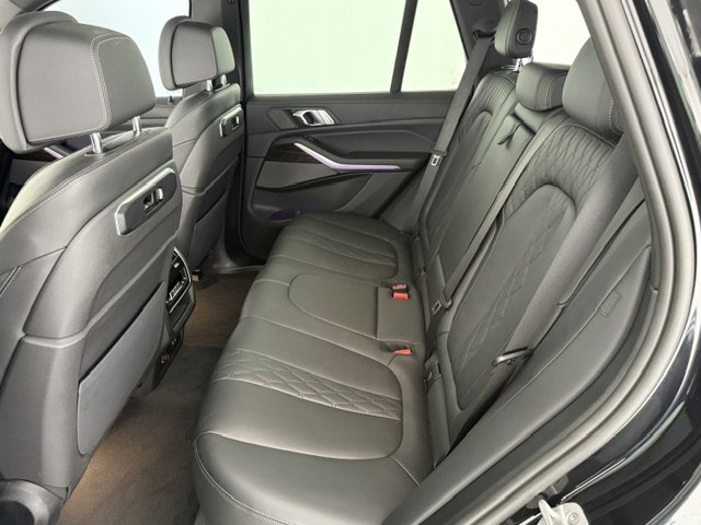 Used 2025 BMW X5 xDrive50e AWD/4WD image 19