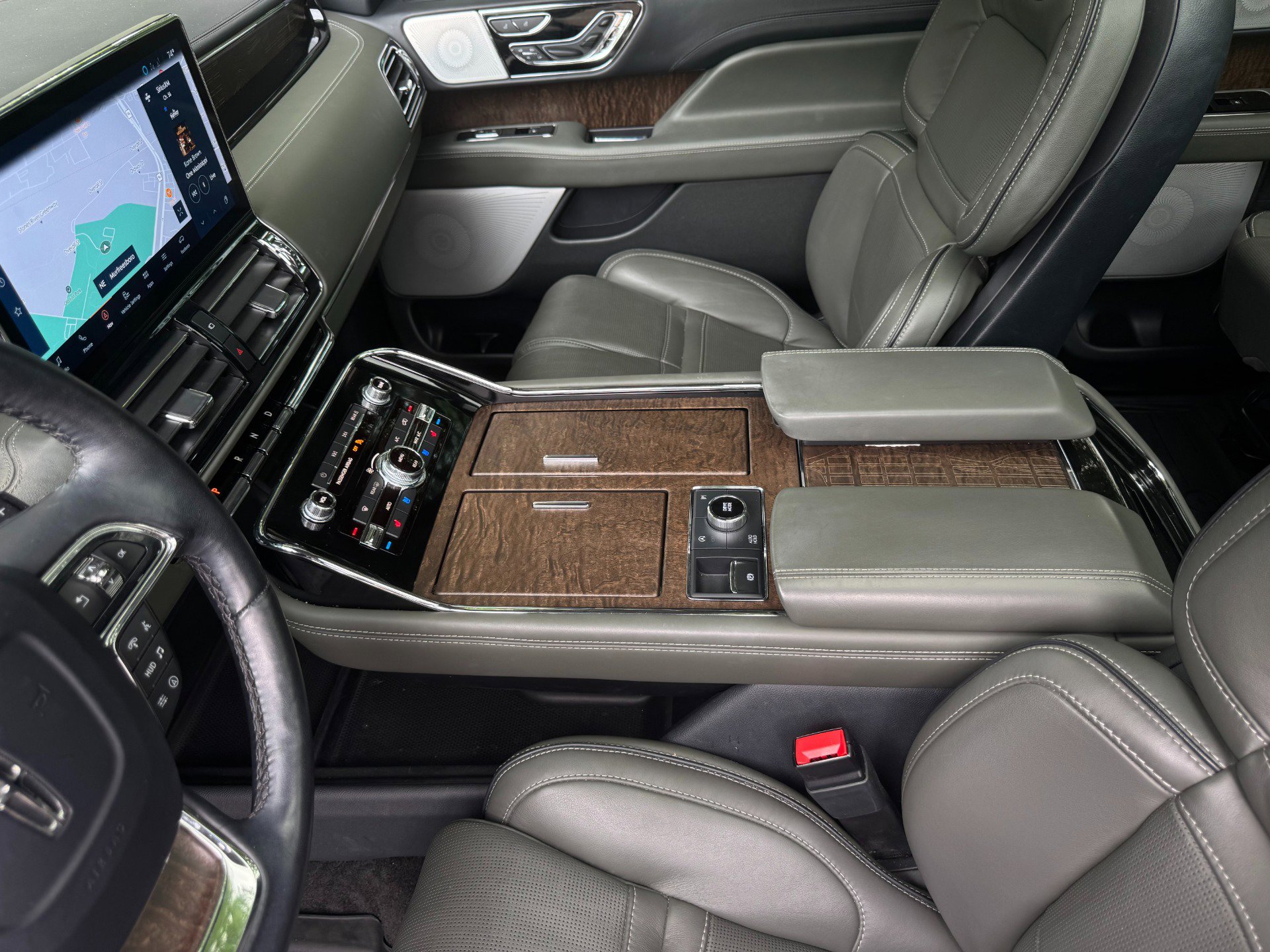 Used 2022 Lincoln Navigator Black Label image 12