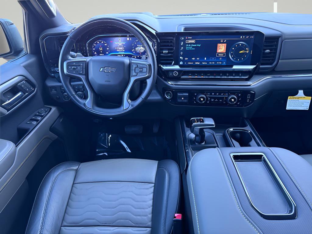 Used 2022 Chevrolet Silverado 1500 ZR2 w/ Technology Package image 4