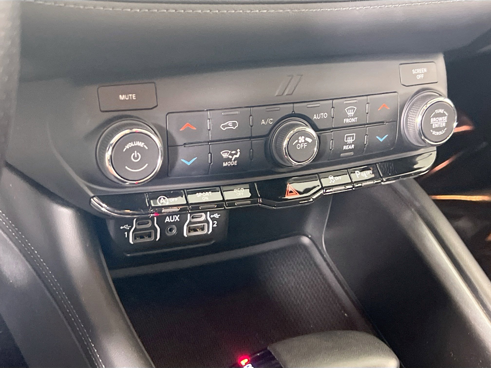 Used 2022 Dodge Durango SXT w/ Anodized Platinum Package image 15