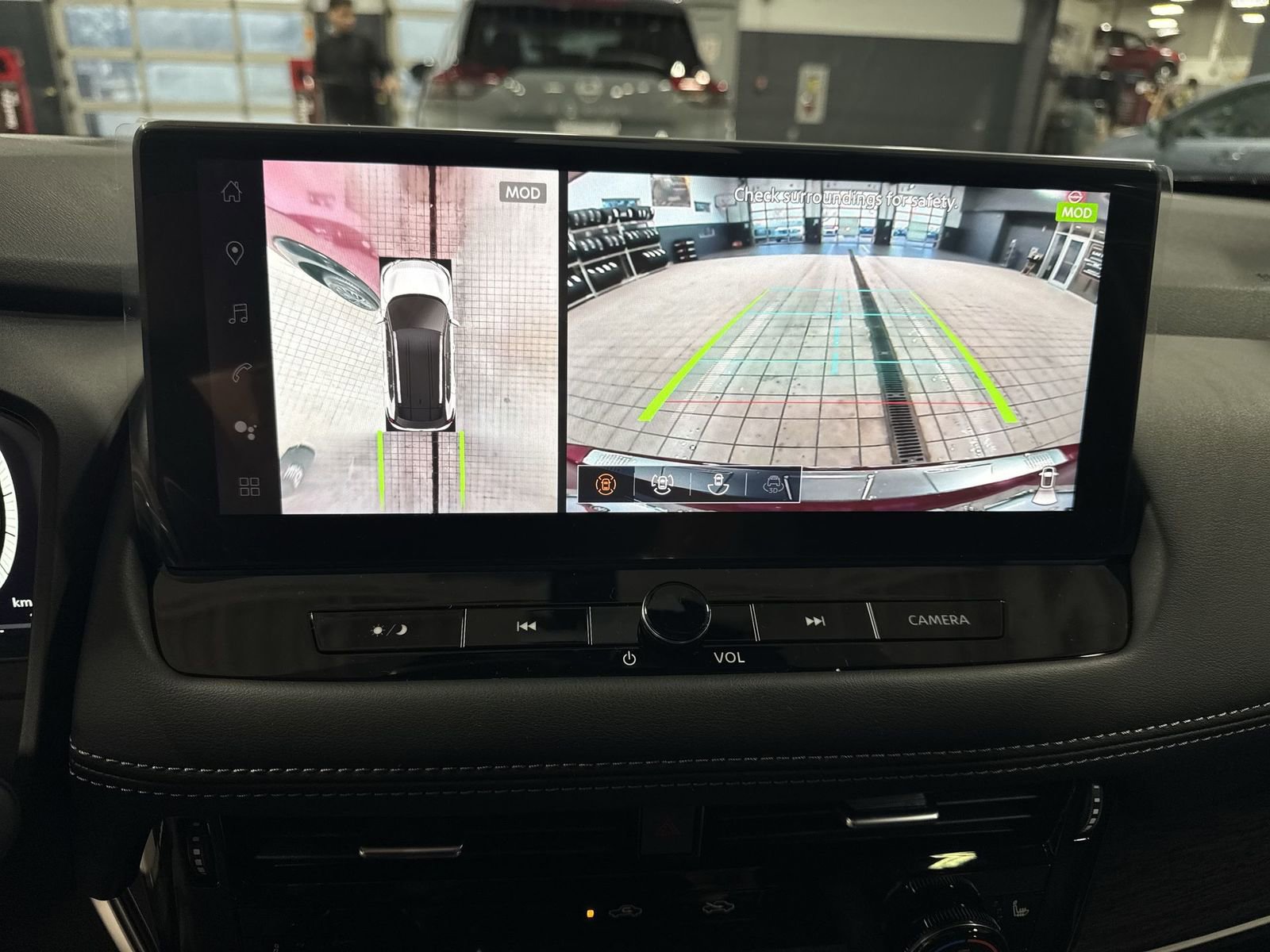 New 2026 Nissan Rogue Platinum w/ Tech Package AWD/4WD image 15